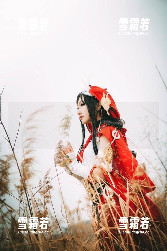 “许多鱼鱼鱼”的写真记录我们的青春，下载这份“初音韶华”，绝对不能错过哦！