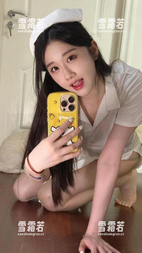 微密圈 - 我说白衬衫有魔力，但轩子巨2兔在这里更是魔力加成！