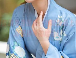 发现镜酱的免费图册：当制服遇上梦，哦那是神奇的结合！