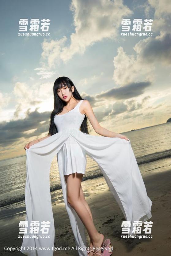 青豆客 - 豹纹？买买买！颖莹儿YY的写真让我对购物产生了新想法！